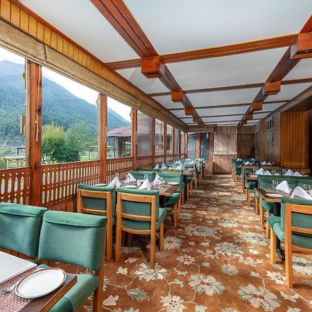 100m2 1 slaapkamer, 1 privé badkamer in Pahalgām Buitenkant foto