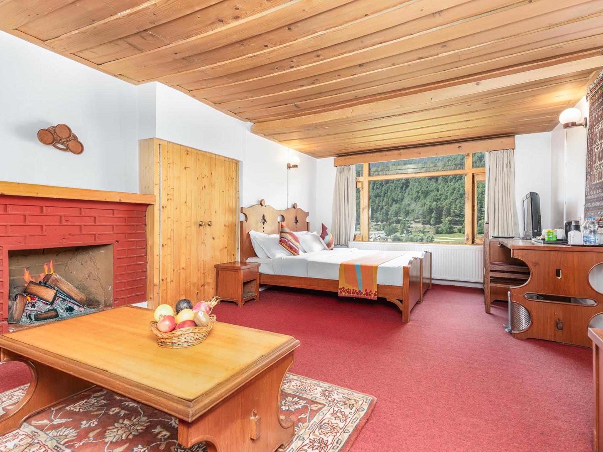 100m2 1 slaapkamer, 1 privé badkamer in Pahalgām Buitenkant foto